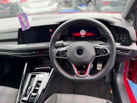 2023 Volkswagen Golf - photo 23
