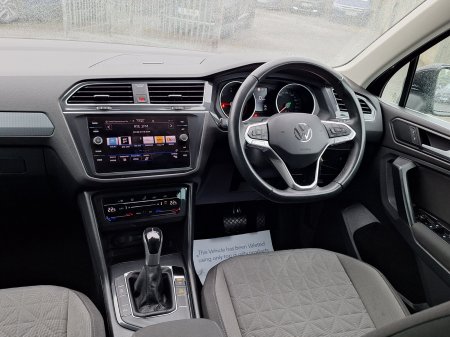 2023 Volkswagen Tiguan - photo 27