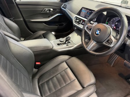 2020 BMW 3-Series - photo 17