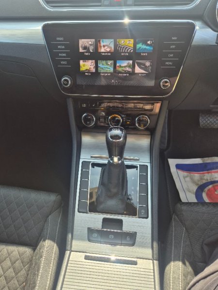 2021 Skoda Superb - photo 18