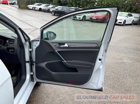 2017 Volkswagen Golf - photo 29