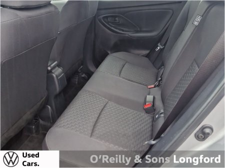 2025 Toyota Yaris Cross - photo 7