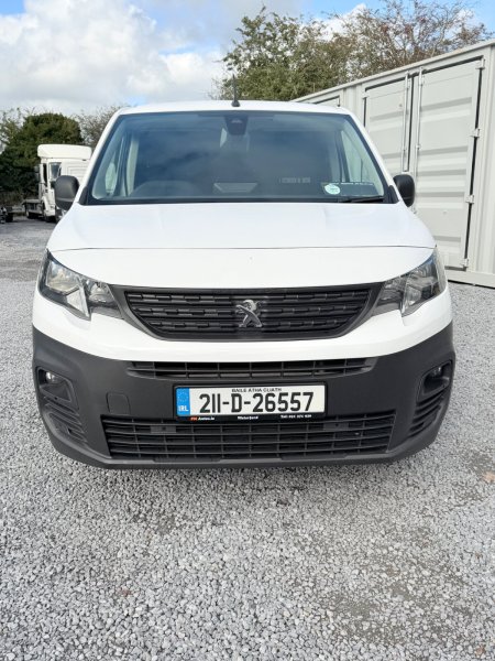 2021 Peugeot Partner - photo 2