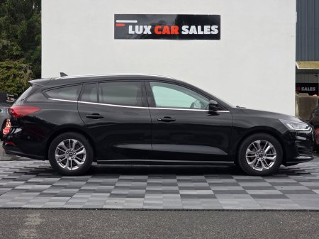 2023 Ford Focus - photo 2
