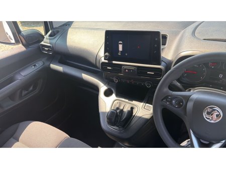 2021 Vauxhall Combo - photo 8