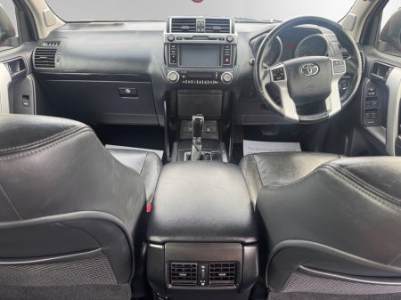 2016 Toyota Land Cruiser - photo 11