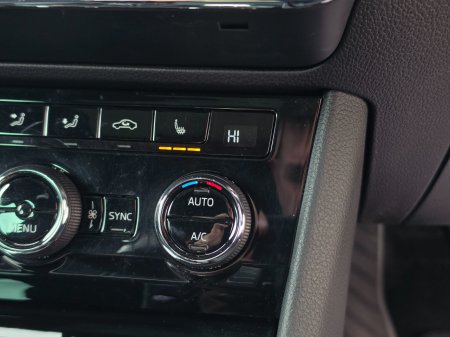 2019 Skoda Superb - photo 36