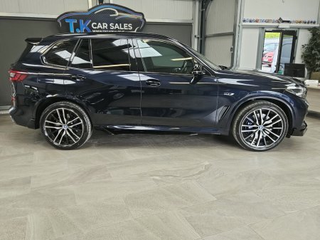2023 BMW X5 - photo 4