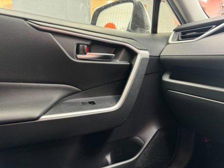 2019 Toyota RAV4 - photo 15