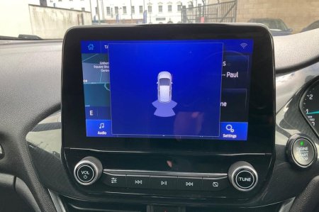 2020 Ford Fiesta - photo 24