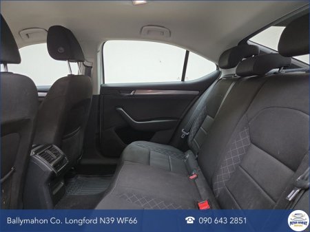 2018 Skoda Superb - photo 11