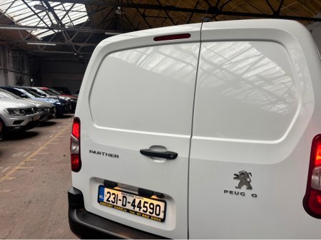 2023 Peugeot Partner - photo 4