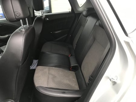 2011 Opel Astra - photo 17