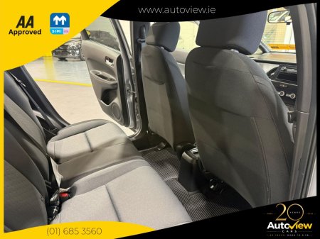 2021 Honda Fit - photo 12