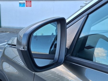 2018 Peugeot 5008 - photo 17