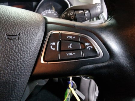 2017 Ford Focus - photo 17