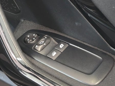 2018 Peugeot 208 - photo 16