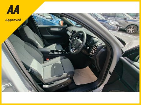 2023 Volvo XC40 - photo 18
