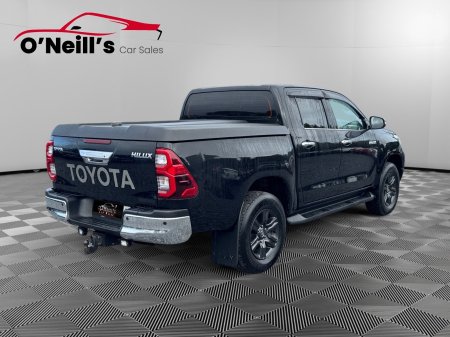 2021 Toyota Hilux - photo 4