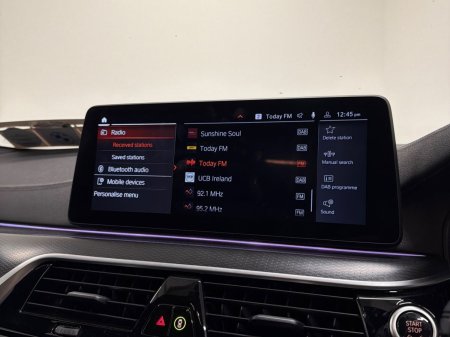 2022 BMW 5-Series - photo 8
