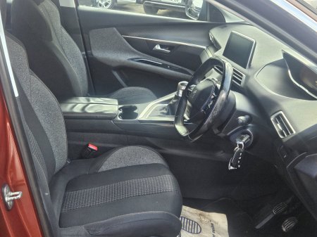 2017 Peugeot 3008 - photo 3