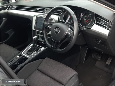 2018 Volkswagen Passat - photo 9