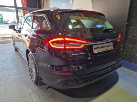 2020 Ford Mondeo - photo 7