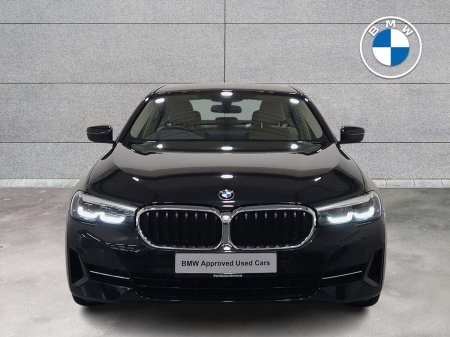 2023 BMW 5-Series - photo 16