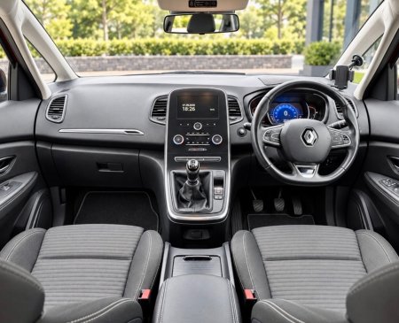 2021 Renault Grand Scenic - photo 6