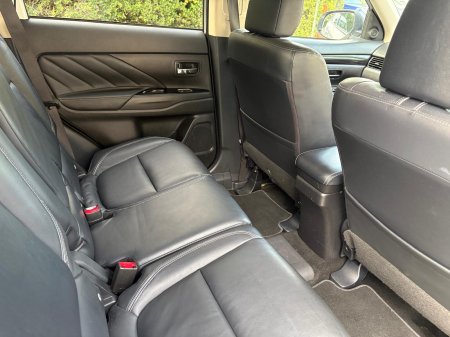 2018 Mitsubishi Outlander - photo 17