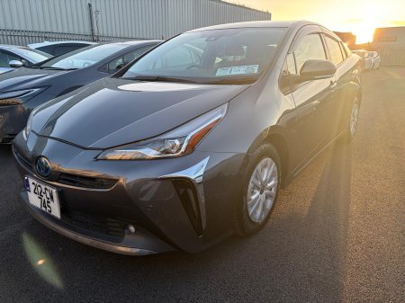 2021 Toyota Prius - photo 2