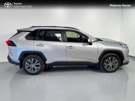 2024 Toyota RAV4 - photo 3