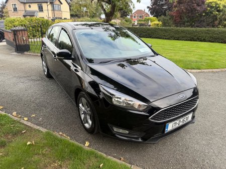 2017 Ford Focus - photo 2