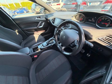 2020 Peugeot 308 - photo 16