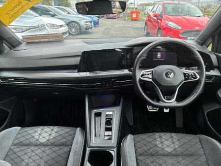 2021 Volkswagen Golf - photo 8