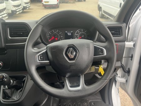 2025 Renault Master - photo 12