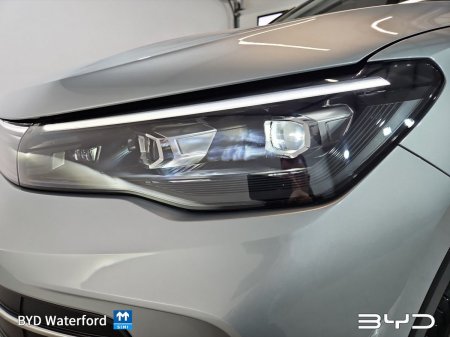 2025 Volkswagen Tiguan - photo 29