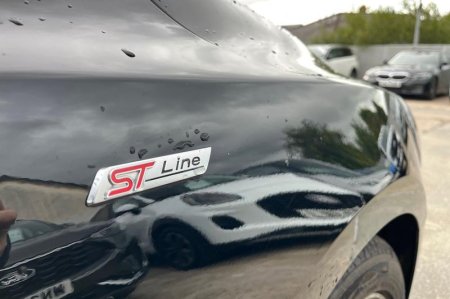 2019 Ford Focus - photo 24