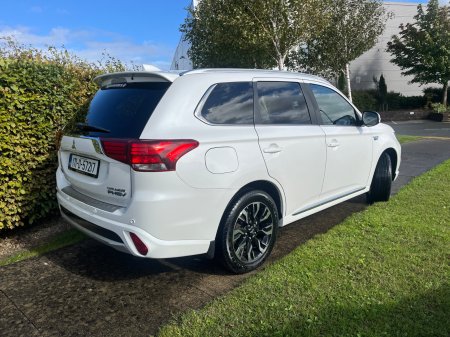 2017 Mitsubishi Outlander - photo 12