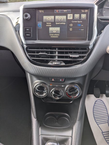 2016 Peugeot 208 - photo 22