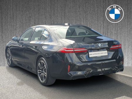 2026 BMW 5-Series - photo 2