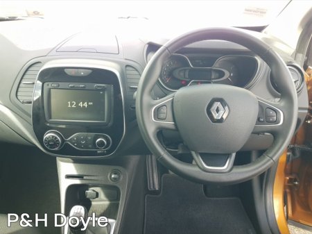 2019 Renault Captur - photo 2