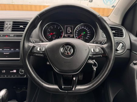 2015 Volkswagen Polo - photo 28