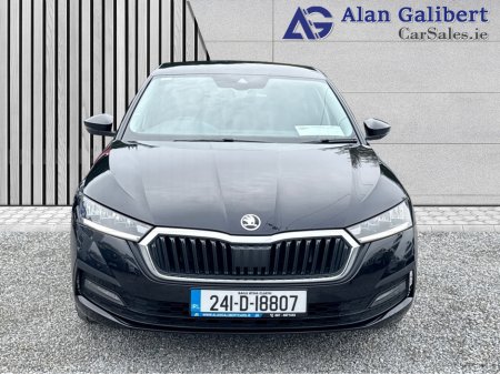 2024 Skoda Octavia - photo 4