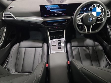 2026 BMW 3-Series - photo 4