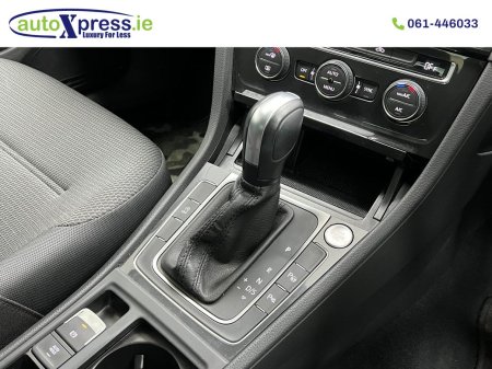 2019 Volkswagen Golf - photo 8