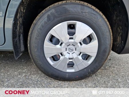 2027 Nissan Interstar - photo 23