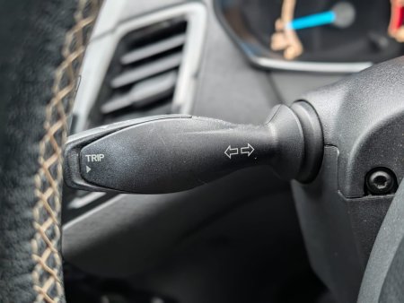 2017 Ford Fiesta - photo 18