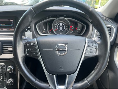 2017 Volvo V40 - photo 18