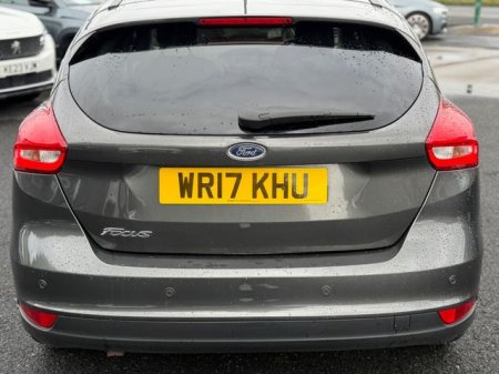 2017 Ford Focus - photo 10